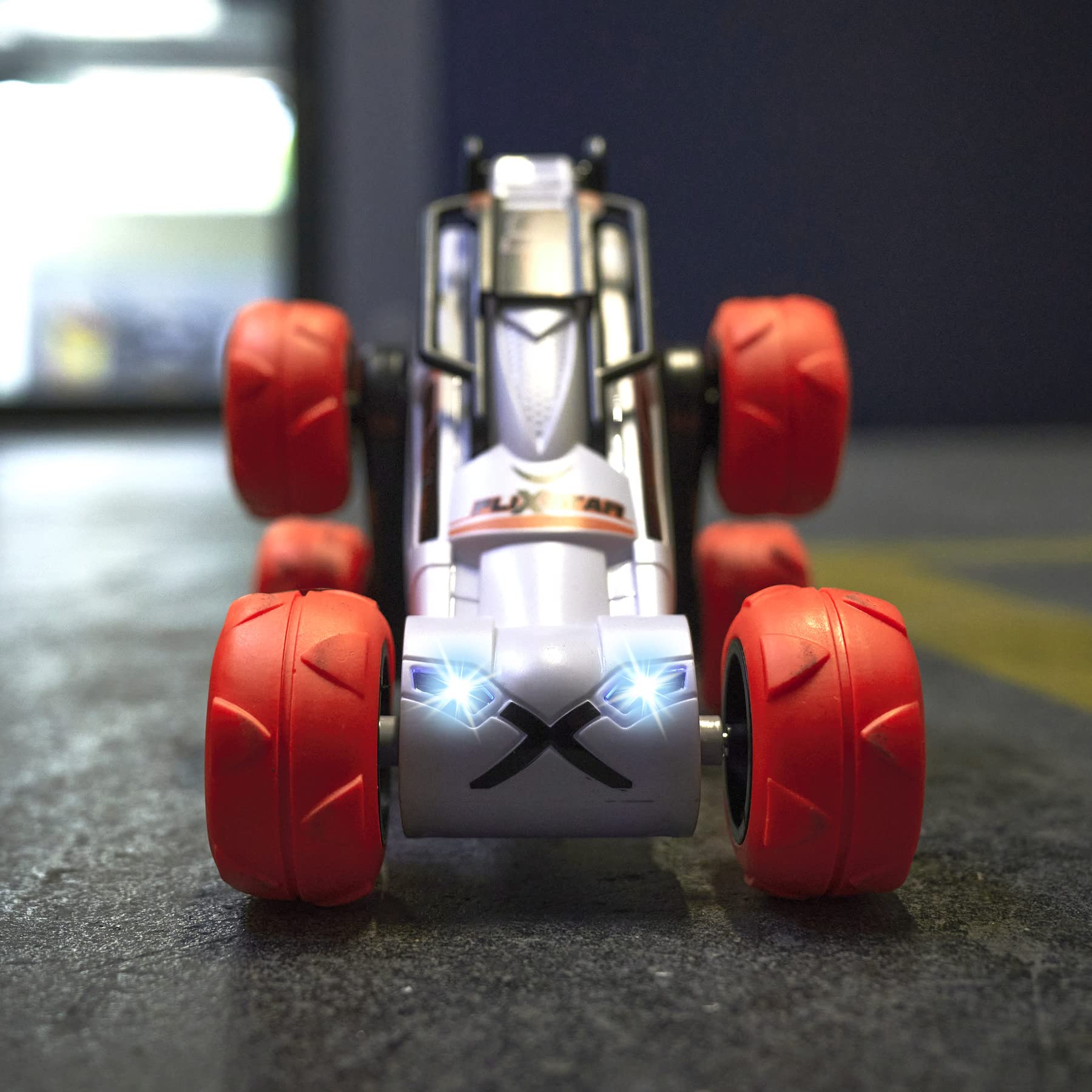 dickie-toys-go-crazy-flix-star-rc-stuntauto-26cm-6km-h image 6