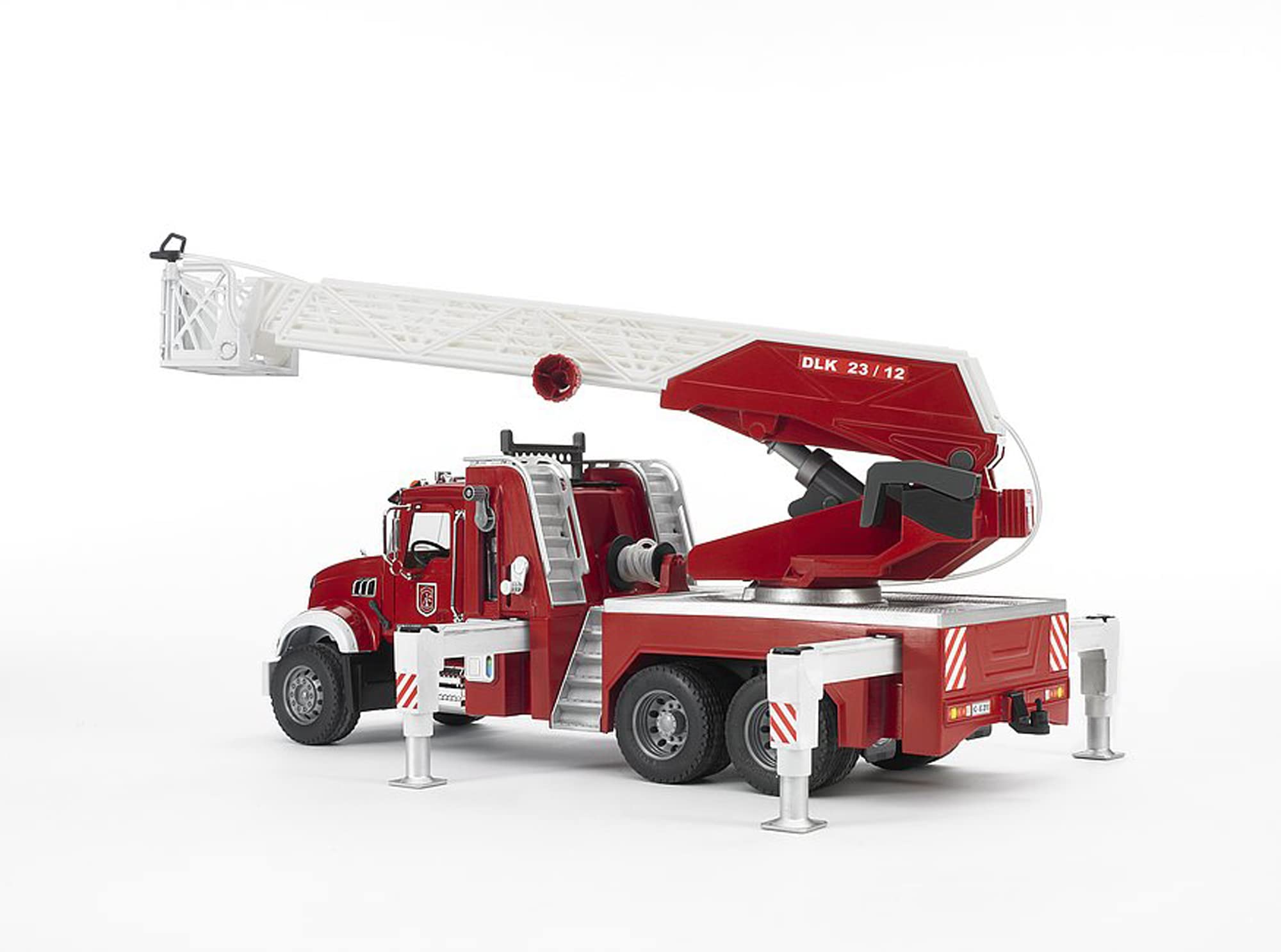 bruder-profi-series-02821-mack-granite-feuerwehrleiterwagen image 7