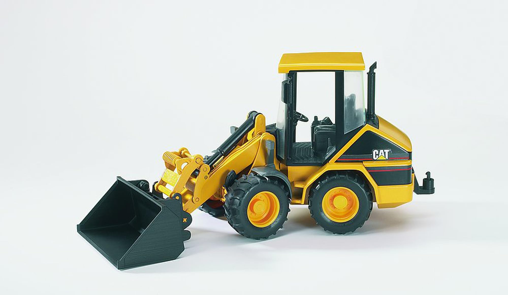 bruder-profi-02441-cat-radlader-kompaktgelenkradlader-1-16 image 2