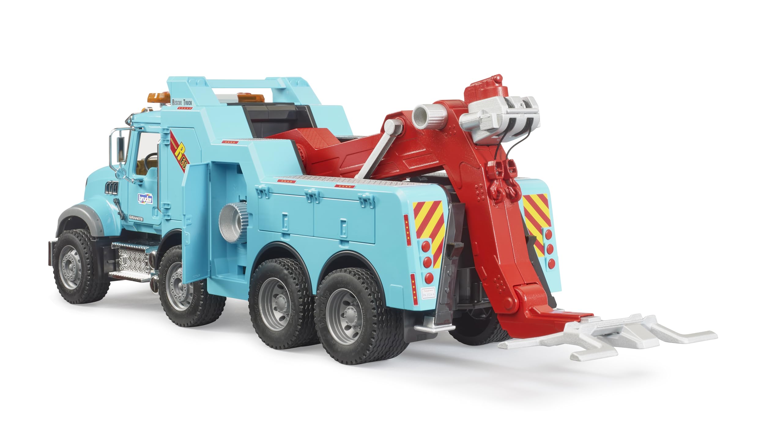 bruder-profi-02831-mack-granite-abschlepp-lkw-light-sound image 4