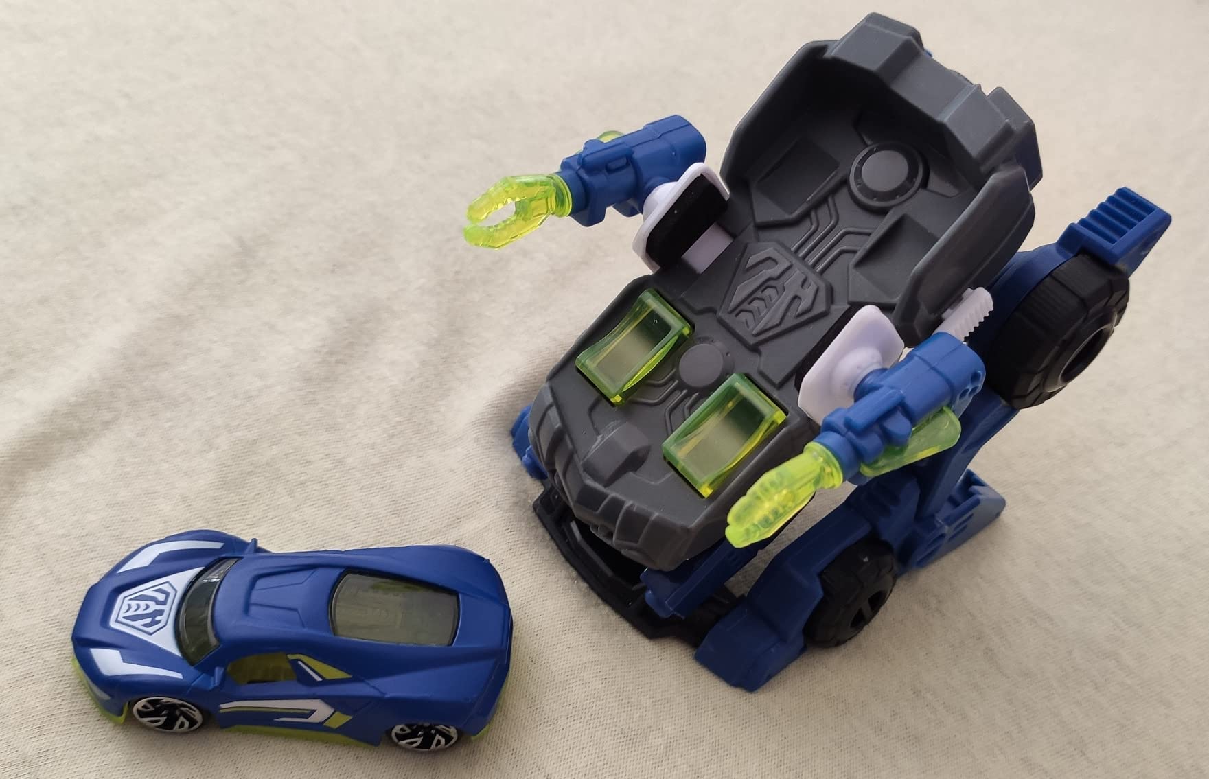 Kleines Auto dabei