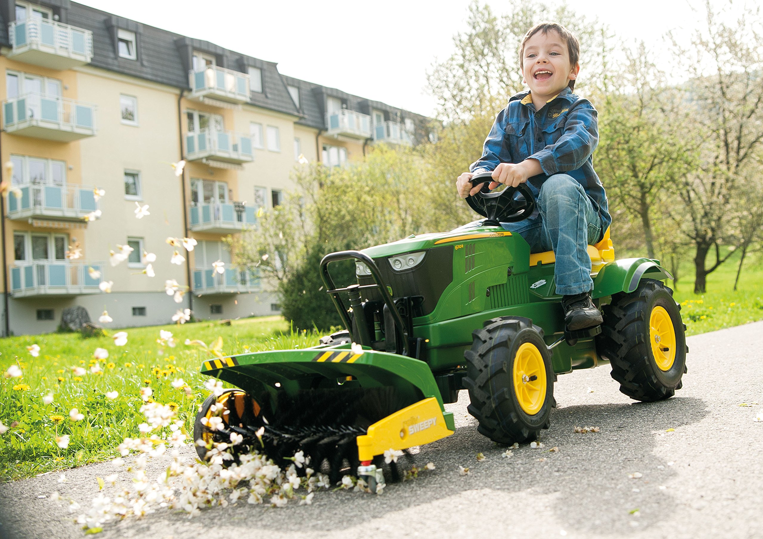 rolly-toys-rollytrac-rollysweepy-409884-kehrmaschine-frontanbau image 4