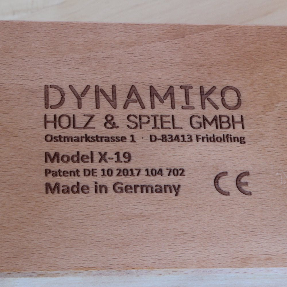 dynamiko-sabi-e-ne-holzrutscher-rutschfahrzeug-schwarz-gelb image 4
