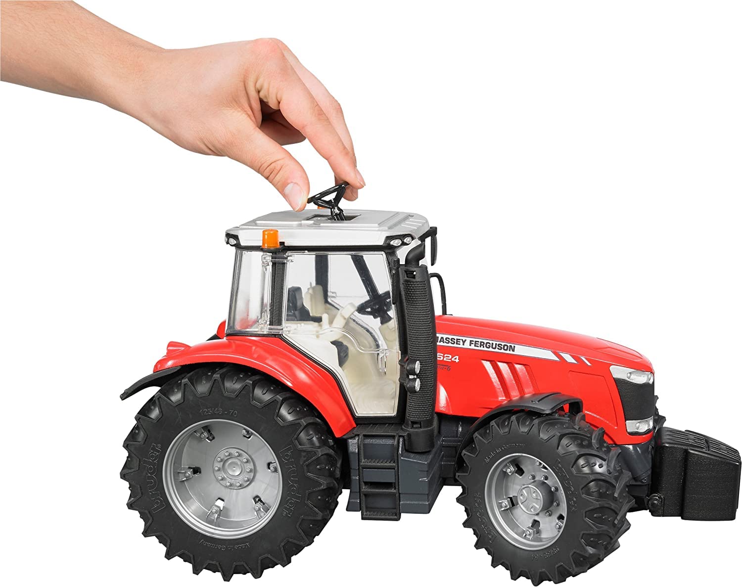 bruder-profi-series-03046-massey-ferguson-7624-traktor-rot image 3