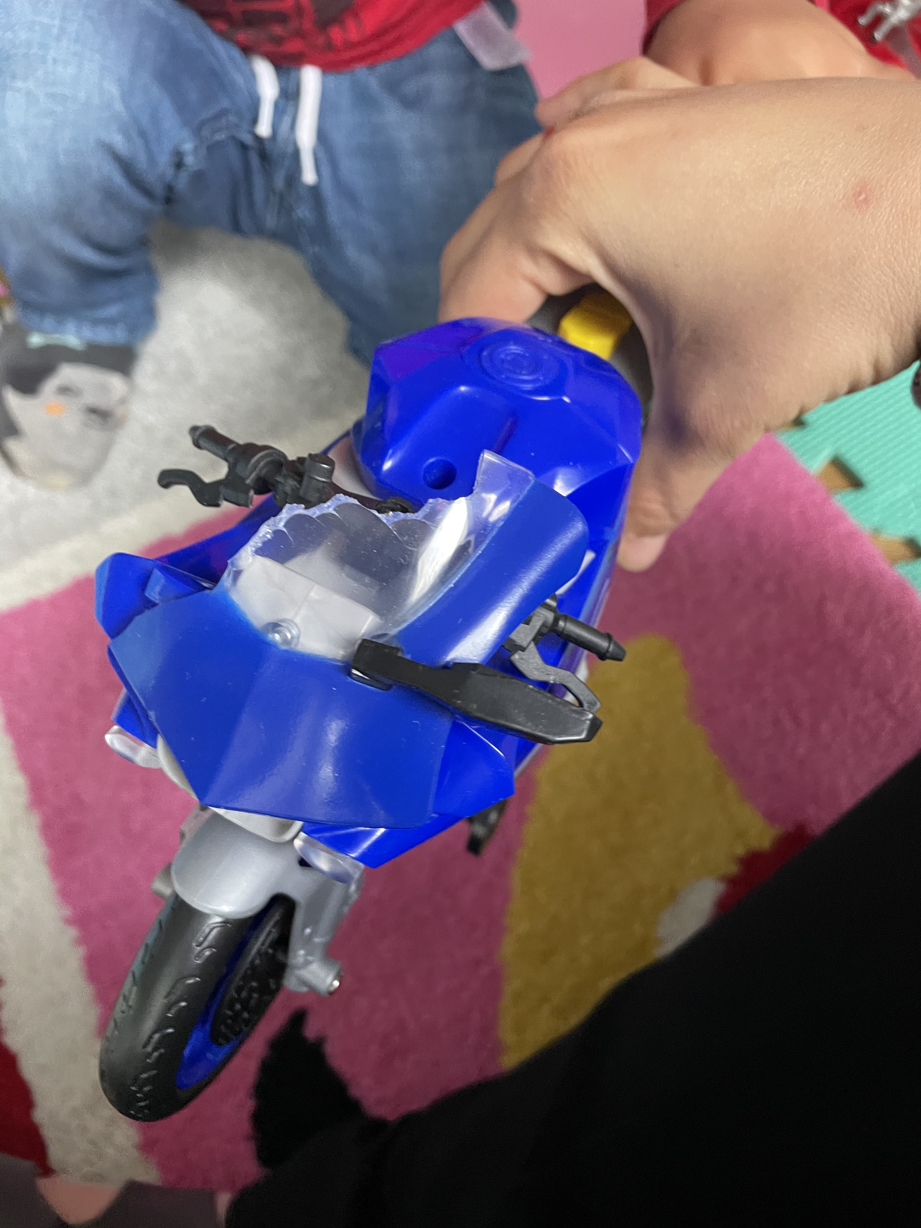 Macht Wheelie