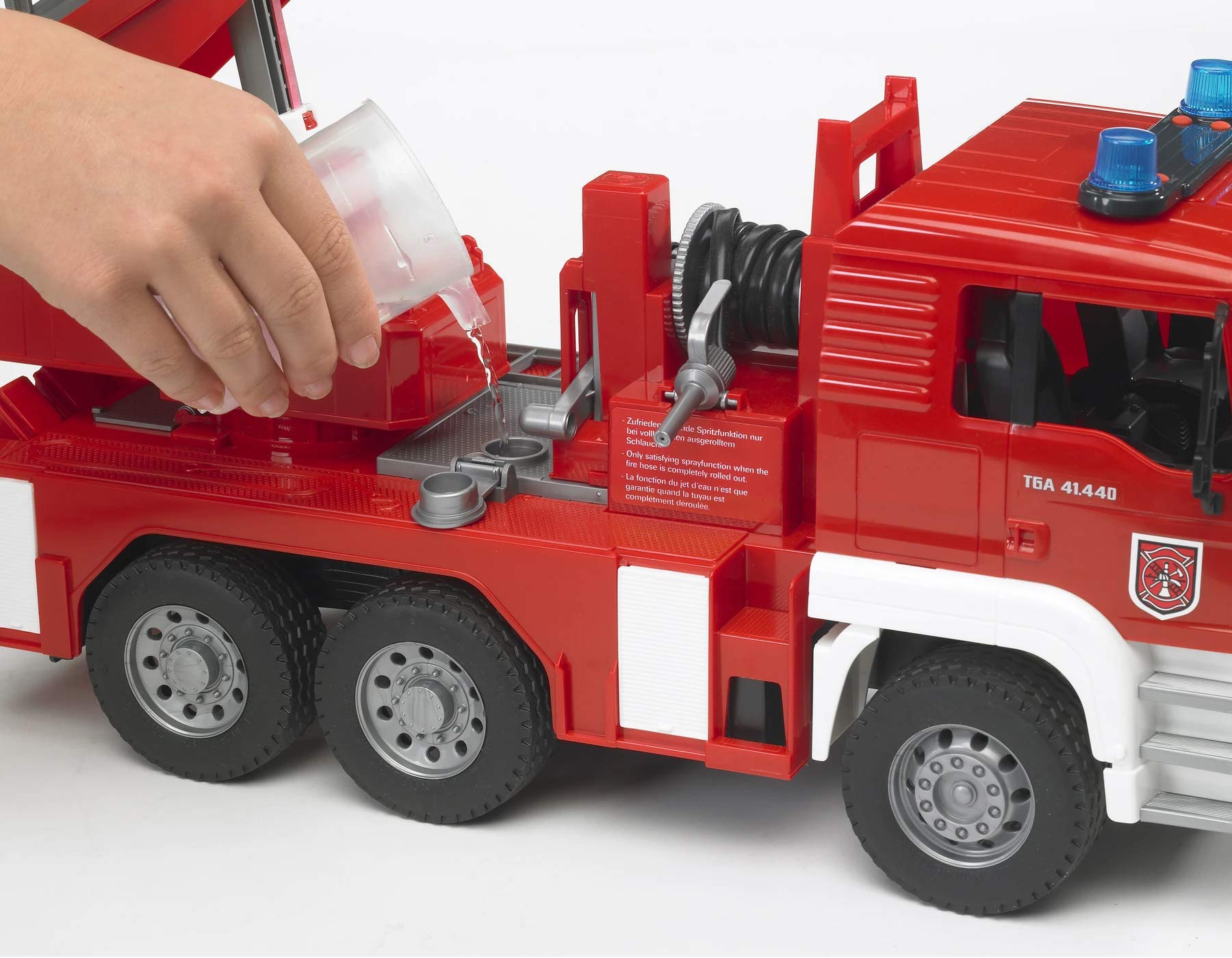 bruder-profi-man-tga-feuerwehr-drehleiter-1-16 image 4