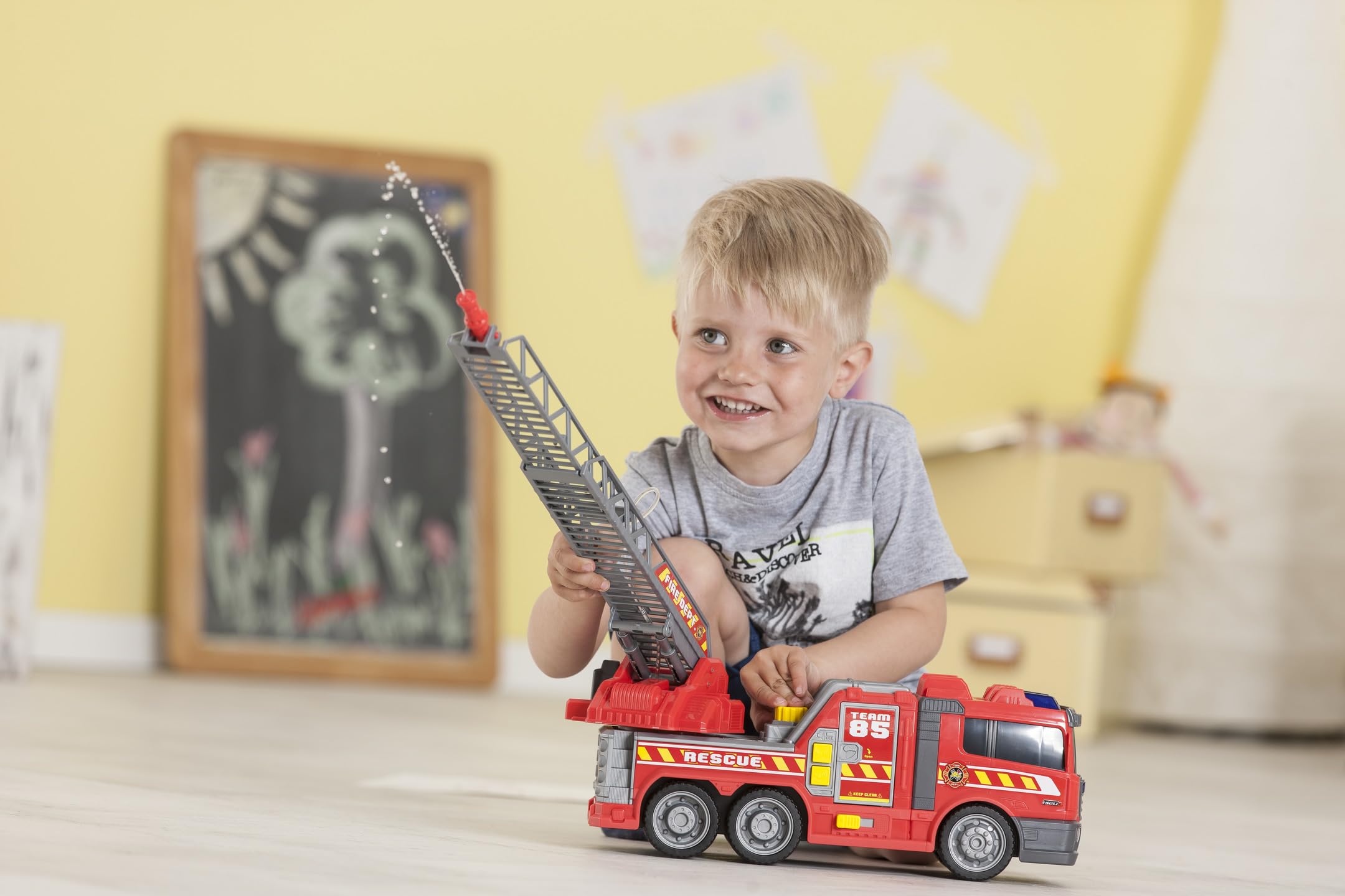 dickie-sos-fire-fighter-feuerwehrauto-36-cm-mit-wasserspritze image 5