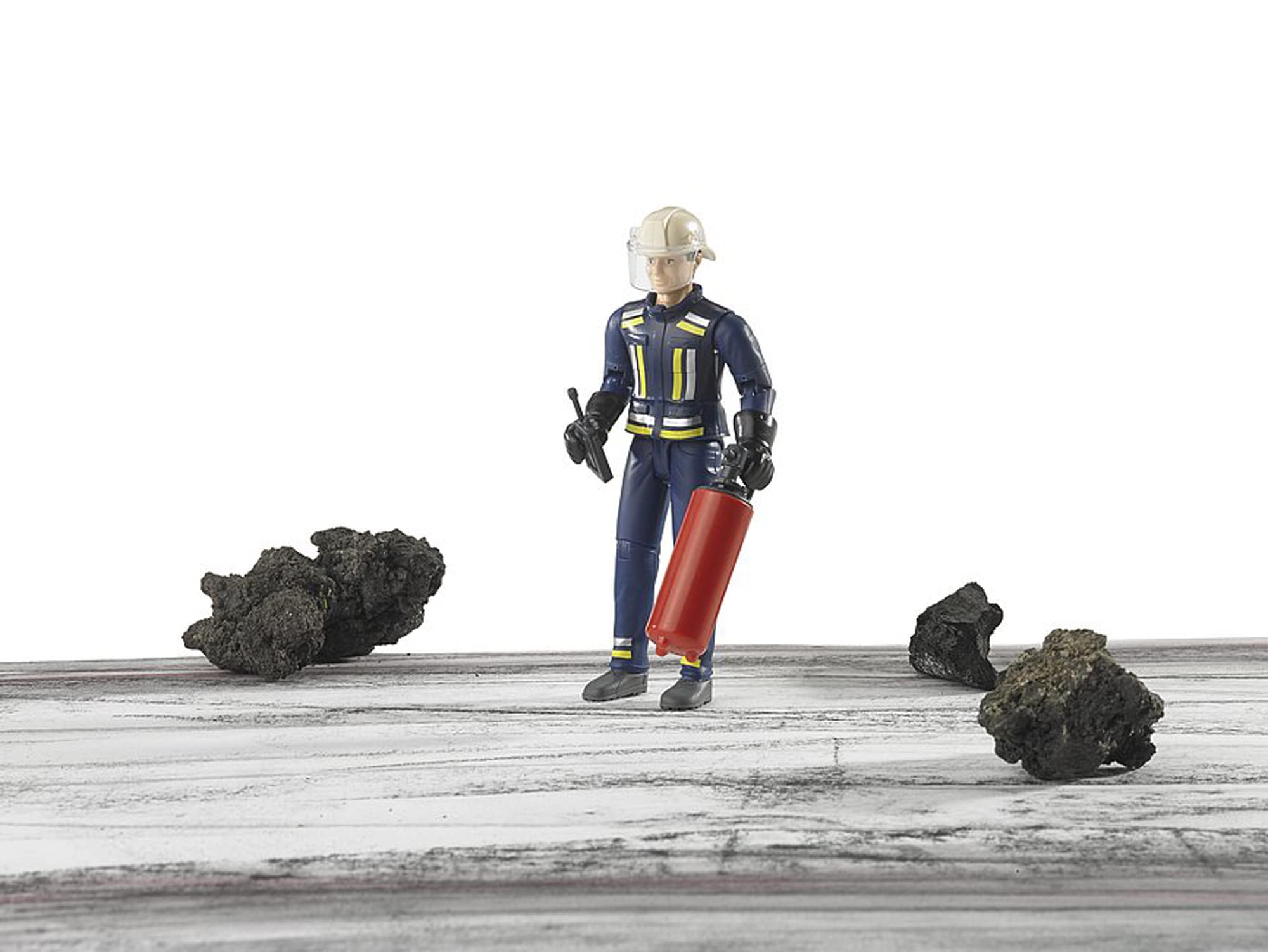 bruder-bworld-60100-feuerwehrmann-spielfigur-mit-zubeh-r image 3