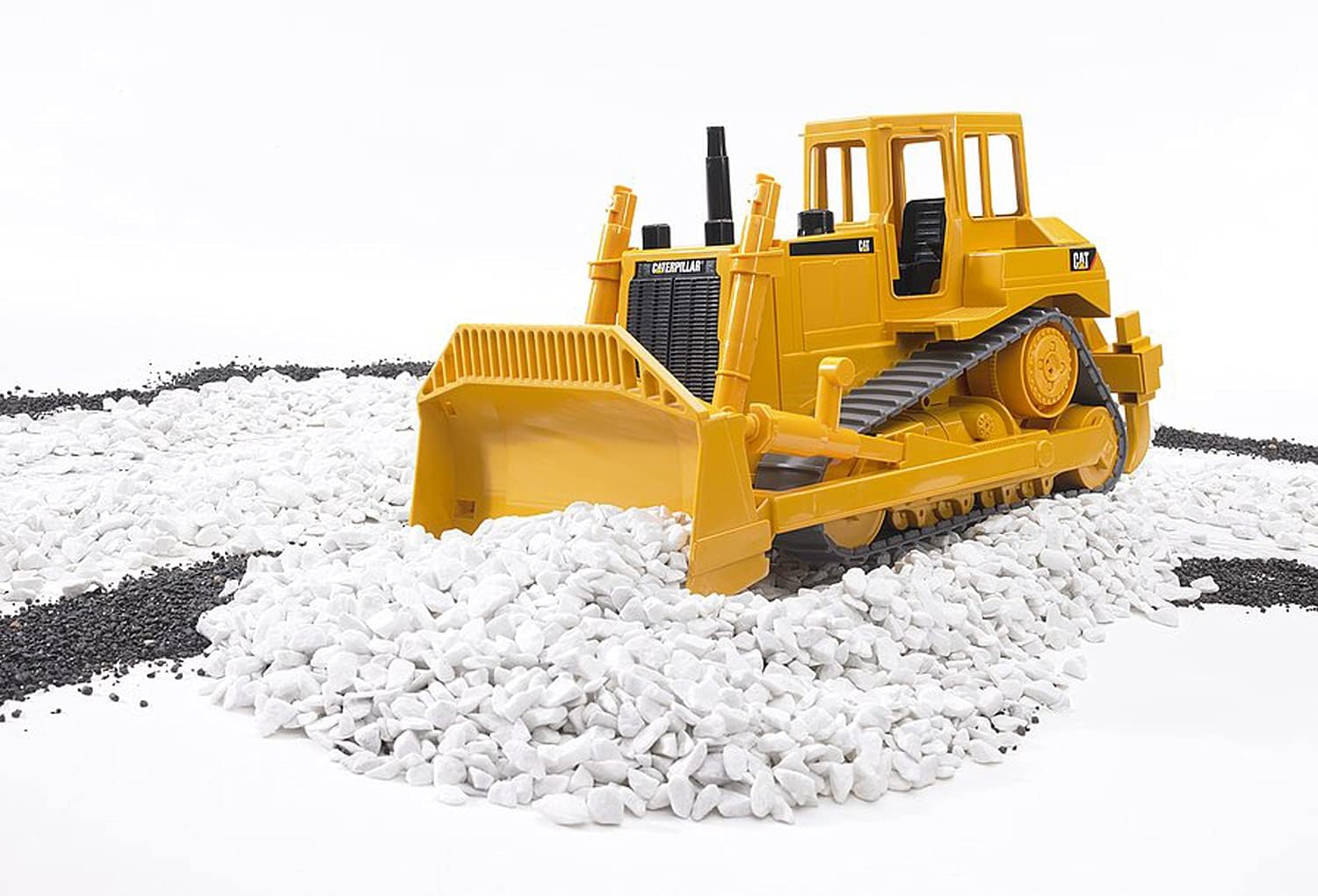 bruder-profi-02422-cat-bulldozer-planierraupe-1-16 image 2